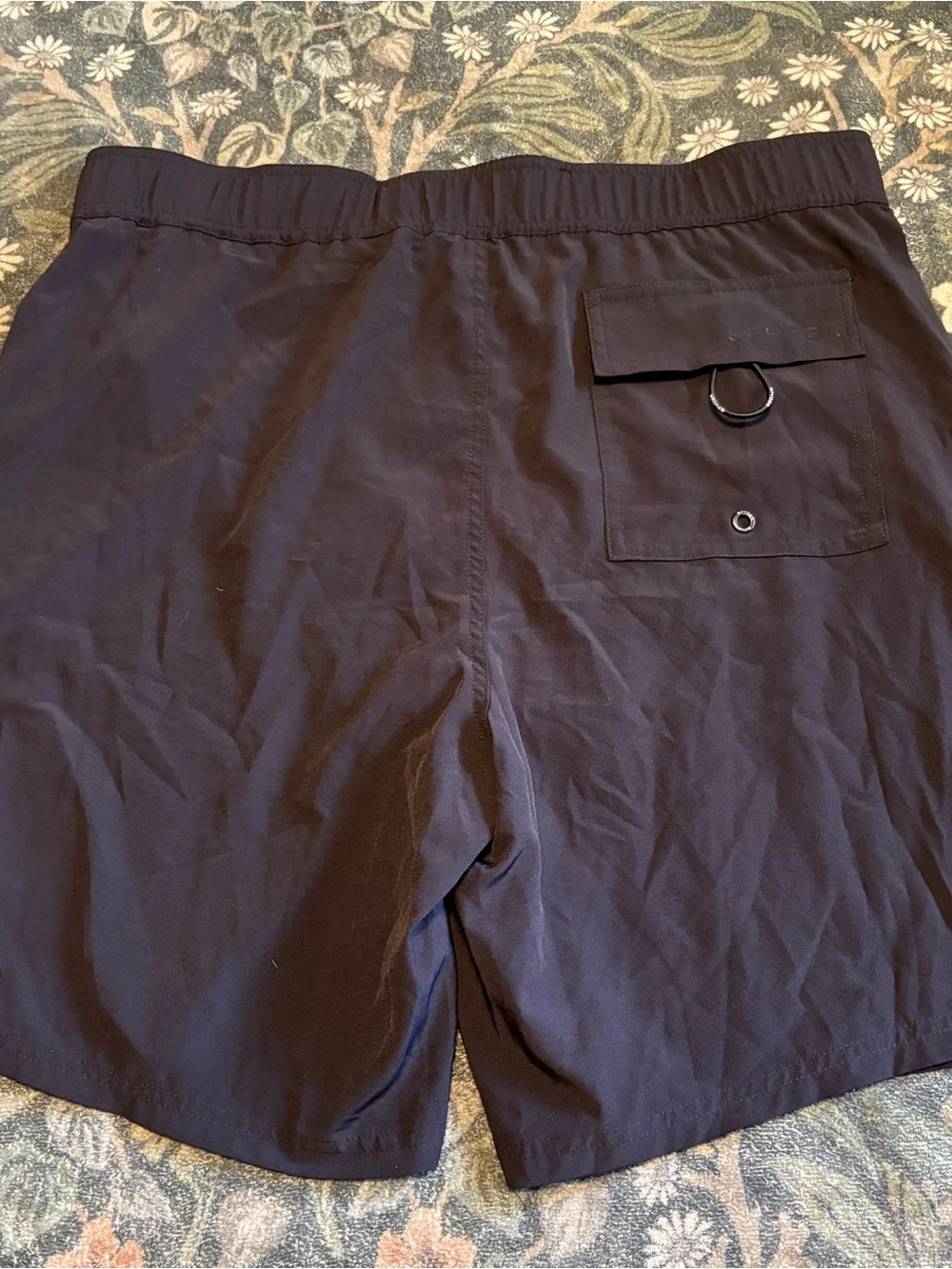 Spyder Men’s Swim Trunks XXL Black Mesh Lined Board Shorts Drawstring Logo